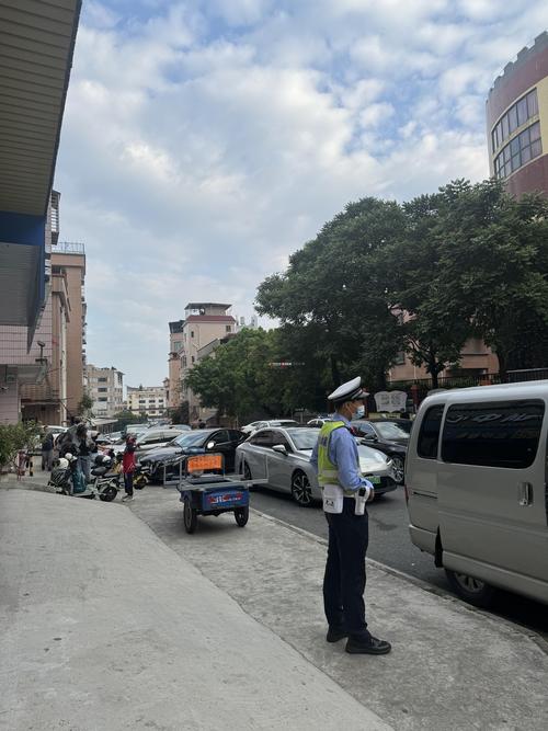 崇左拥堵路段陪练推荐清单:专业教练团队与新手代步代驾服务盘点