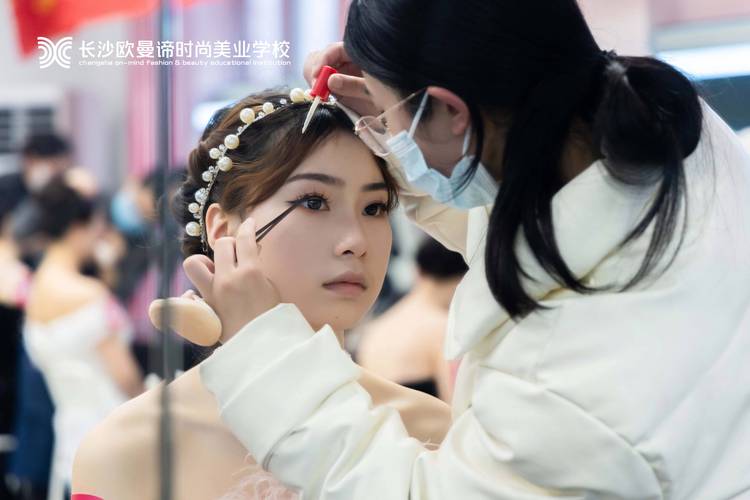 2026梧州化妆造型职业培训避坑指南:正规机构推荐与挑选攻略
