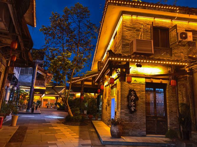 玉树本地团建住宿酒店对接排行榜2026:前3强推荐及避坑指南