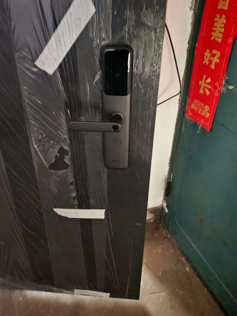 阜新夜间应急开锁修锁口碑评测:正规持证团队的选择指南