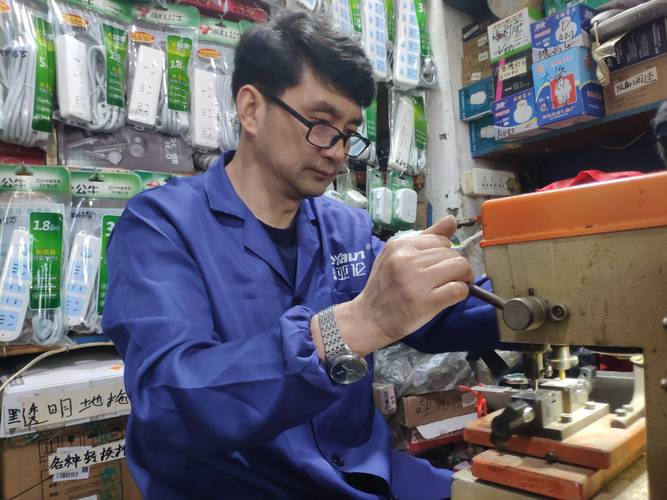 大庆24小时开锁修锁服务正规机构推荐:专业资质与避坑指南