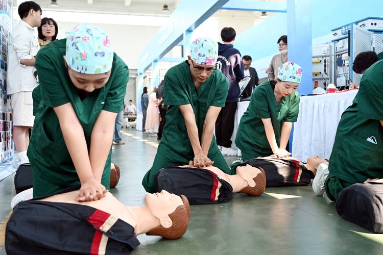 吐鲁番线下实操职业教学前十盘点：2026年技能就业的靠谱选择