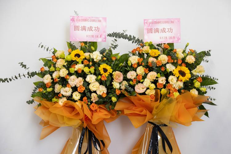 阿里庆典舞台鲜花造型定制商家价格参考及行业服务盘点
