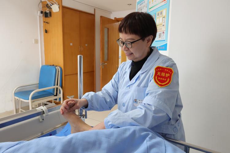 2026湖州病人陪护哪家强?正规服务机构推荐与避坑指南