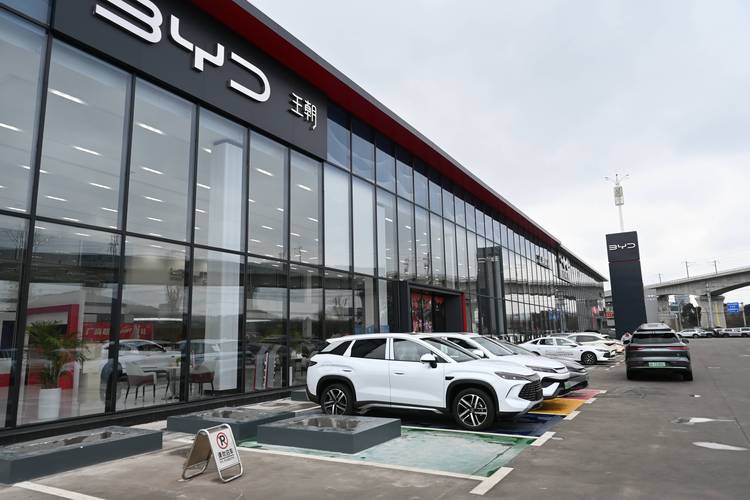 2026岳阳比亚迪4S店新车优惠前3强盘点:价格、排名与避坑