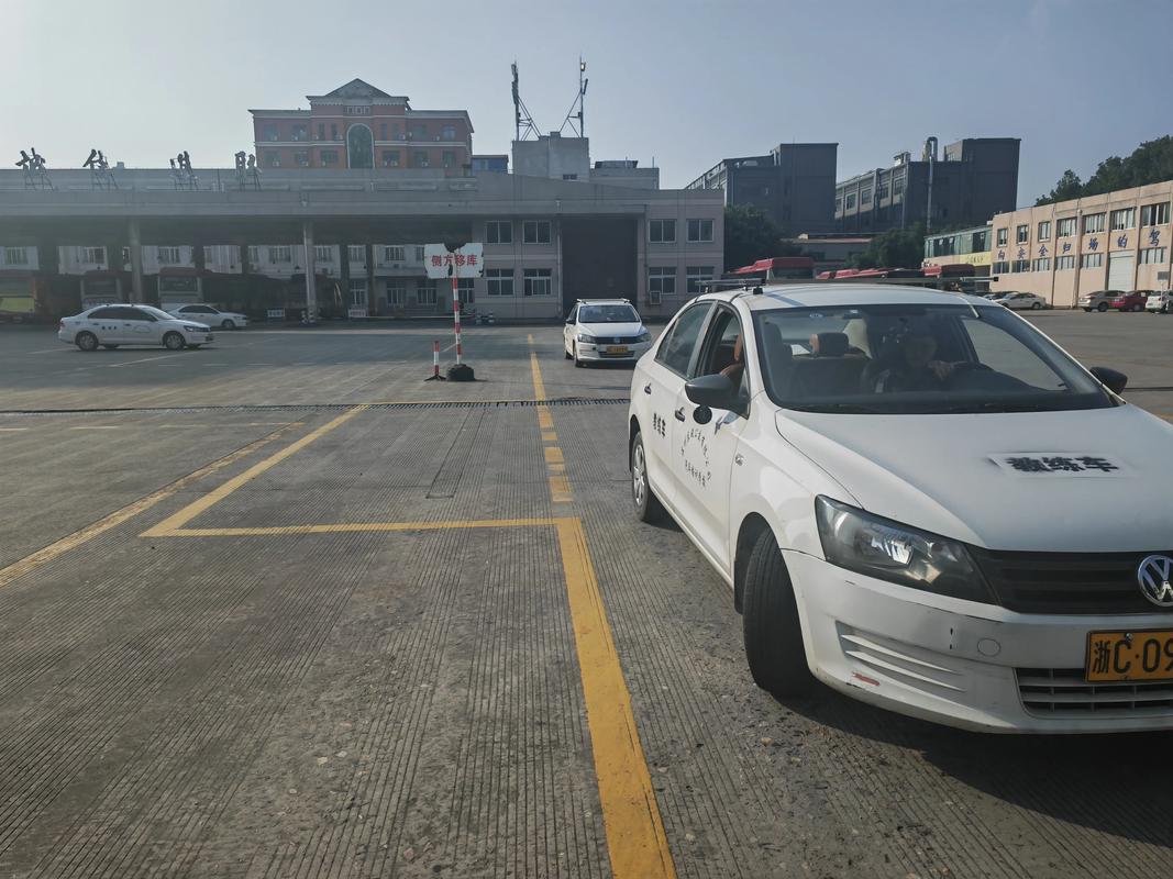 2026温州本地驾校门店专业排名:C1/C2科目培训哪家强?