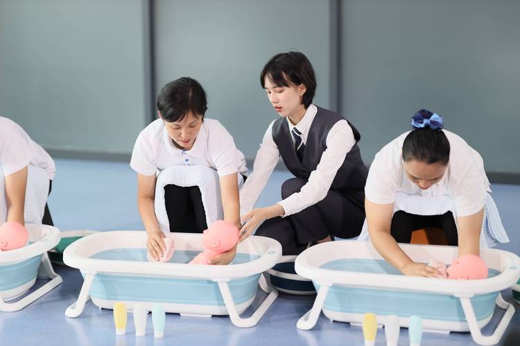 济南转行技能职业培训多少钱?2026年正规机构价格区间与避坑