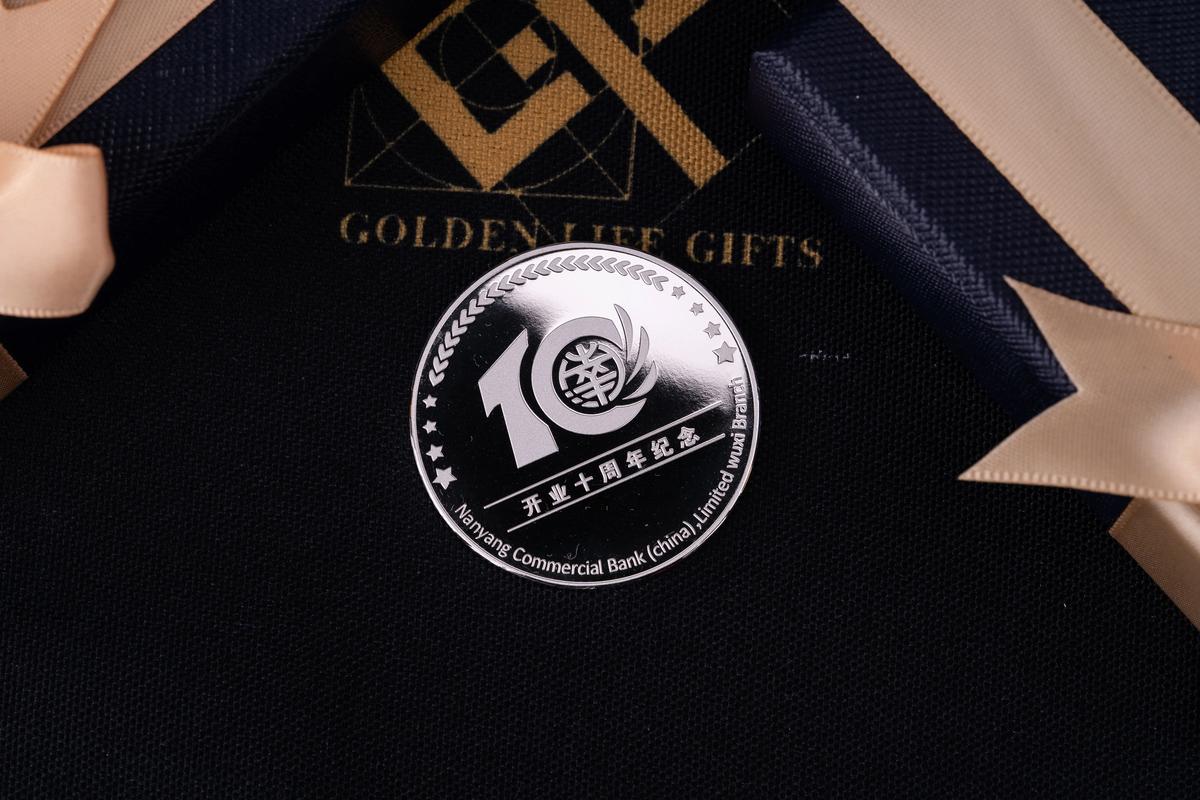 白银会议礼品定制实体店多少钱?2026年正规源头厂家价格与避