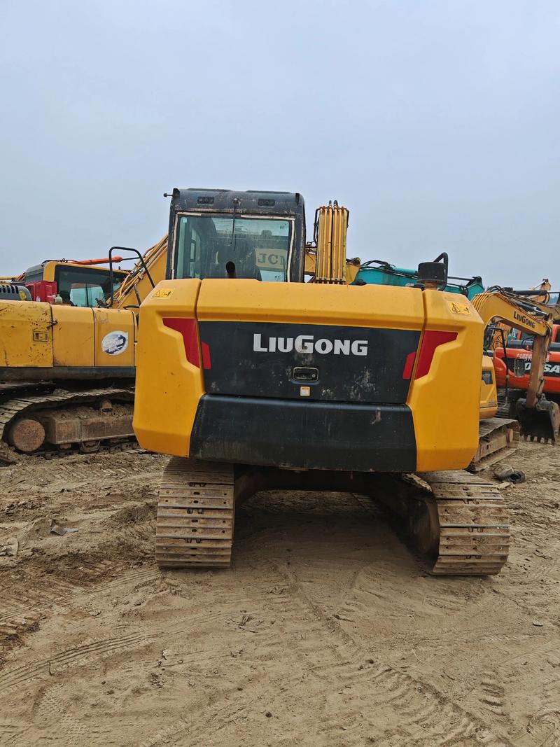 张掖附近柳工工程车转让正规渠道盘点:2026工程机械选购指南