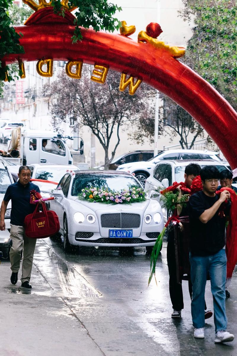 婚礼代驾服务指南：如何选择可靠的服务保障方案