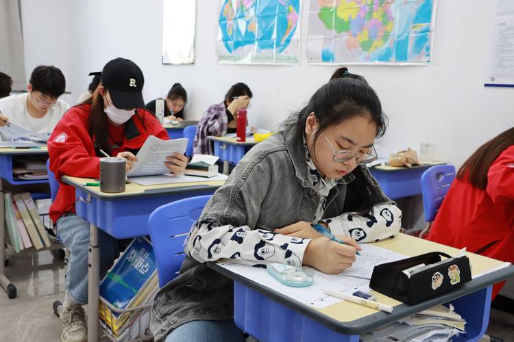 本地考前强化集训指南：精选机构与备考策略